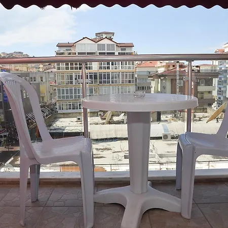 Melody Nocleg ze śniadaniem Alanya
