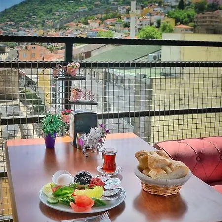 Alojamento de Acomodação e Pequeno-almoço Melody Alanya